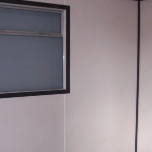 Oficina o tienda en contenedor de 20 pies - Imagen 3